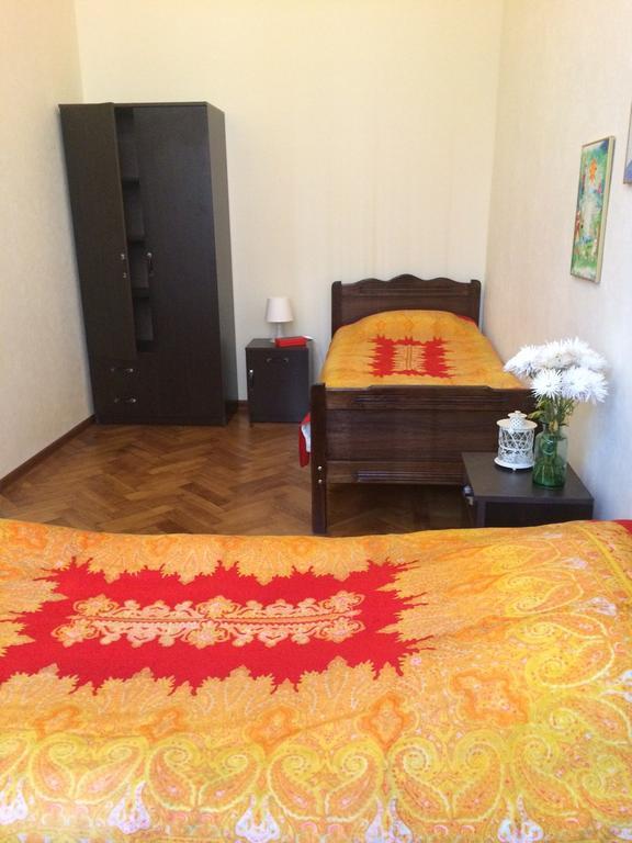 On Tabidze 3/5 Апартаменти Тбілісі